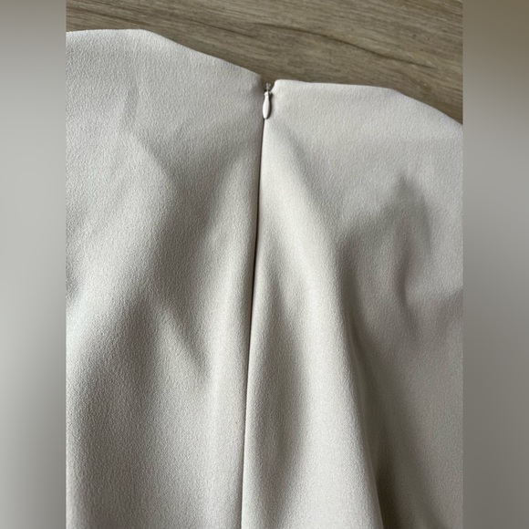 Calvin Klein Tan Belted Dress SZ 4 NWT - Picture 9 of 9